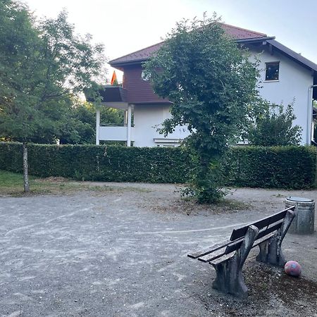 Entre Lac D'Annecy Et Montagnes, Golf Et Parapente A Pieds Talloires Δωμάτιο φωτογραφία