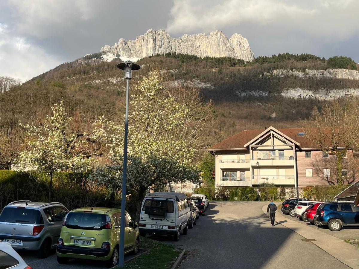 Entre Lac D'Annecy Et Montagnes, Golf Et Parapente A Pieds Talloires Εξωτερικό φωτογραφία